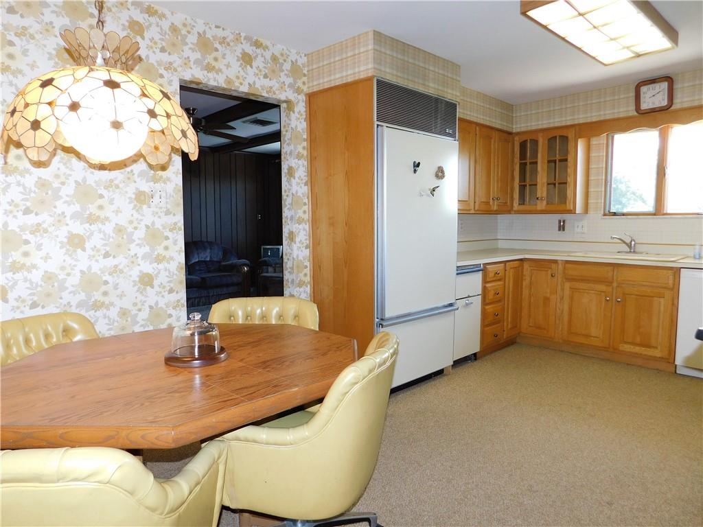 415 Fort Couch Road Pittsburgh, PA 15241 - Photo 9 of 25 Gallery Image 9