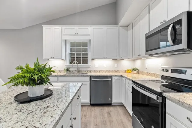 $475,000 | 5 River Oak Drive, Staunton, VA 24401