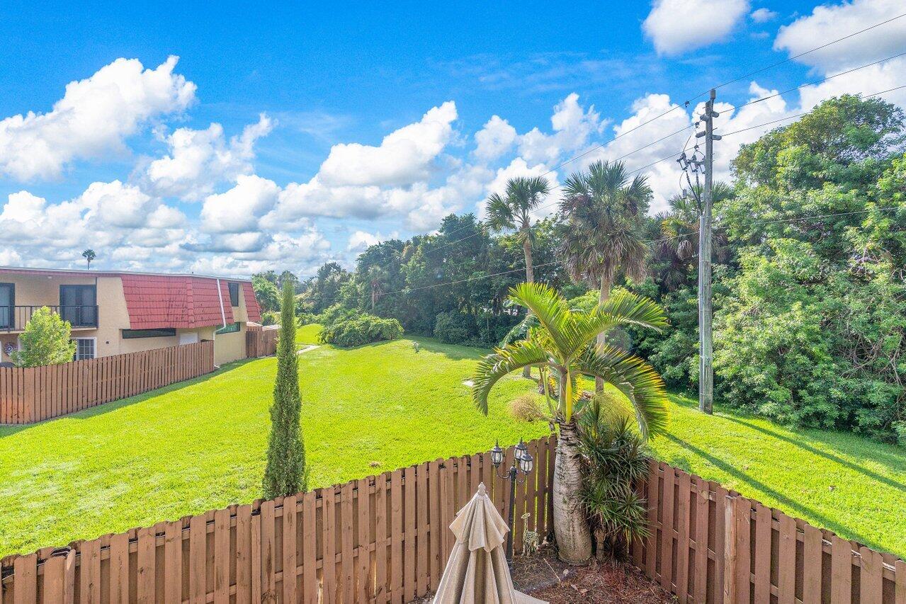 8140 Thames Boulevard, Unit C Boca Raton, FL 33433 - Photo 18 of 21 Balcony scene
