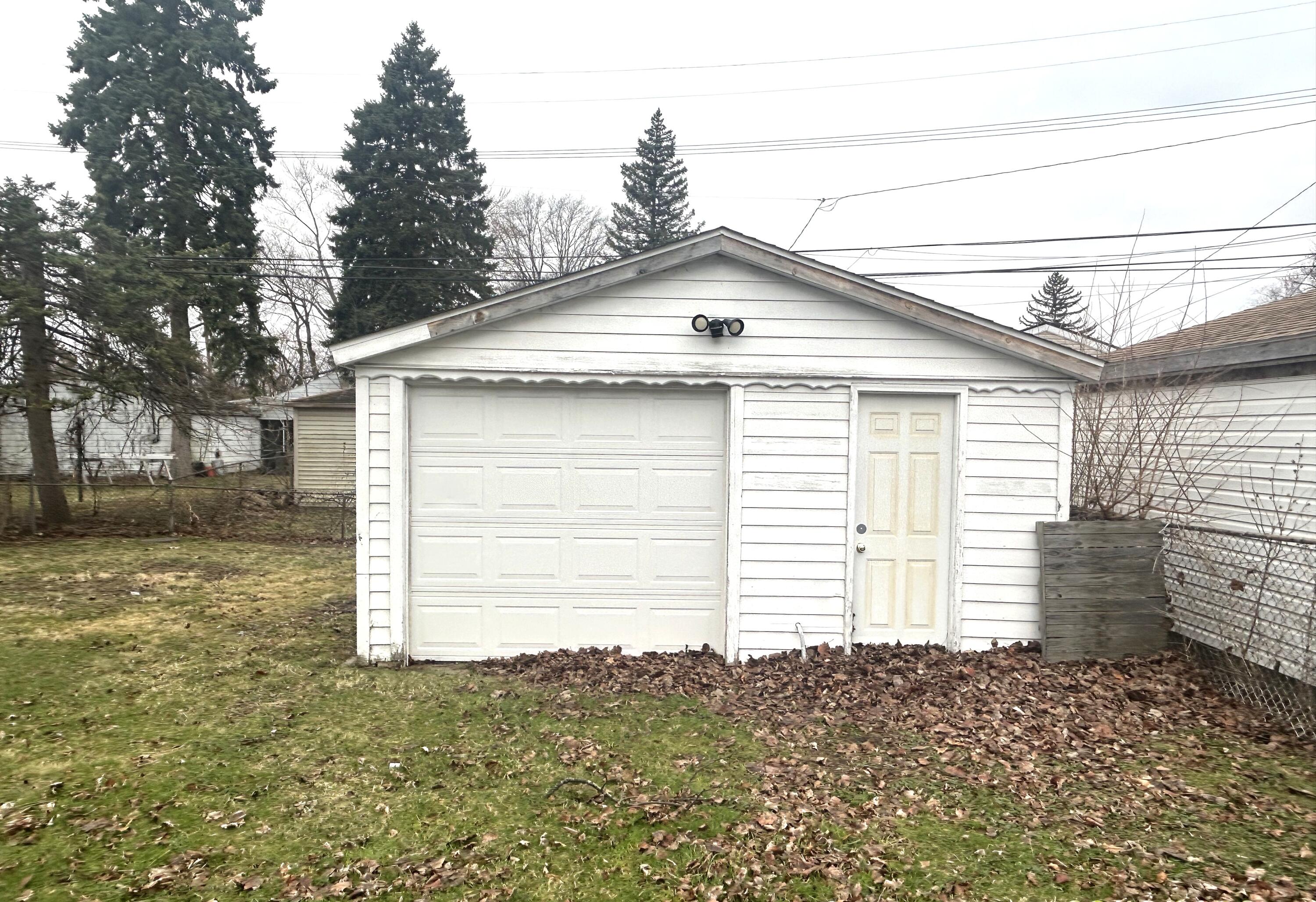Undisclosed Address Taylor, MI 48180 - Photo 17 of 17 Garage