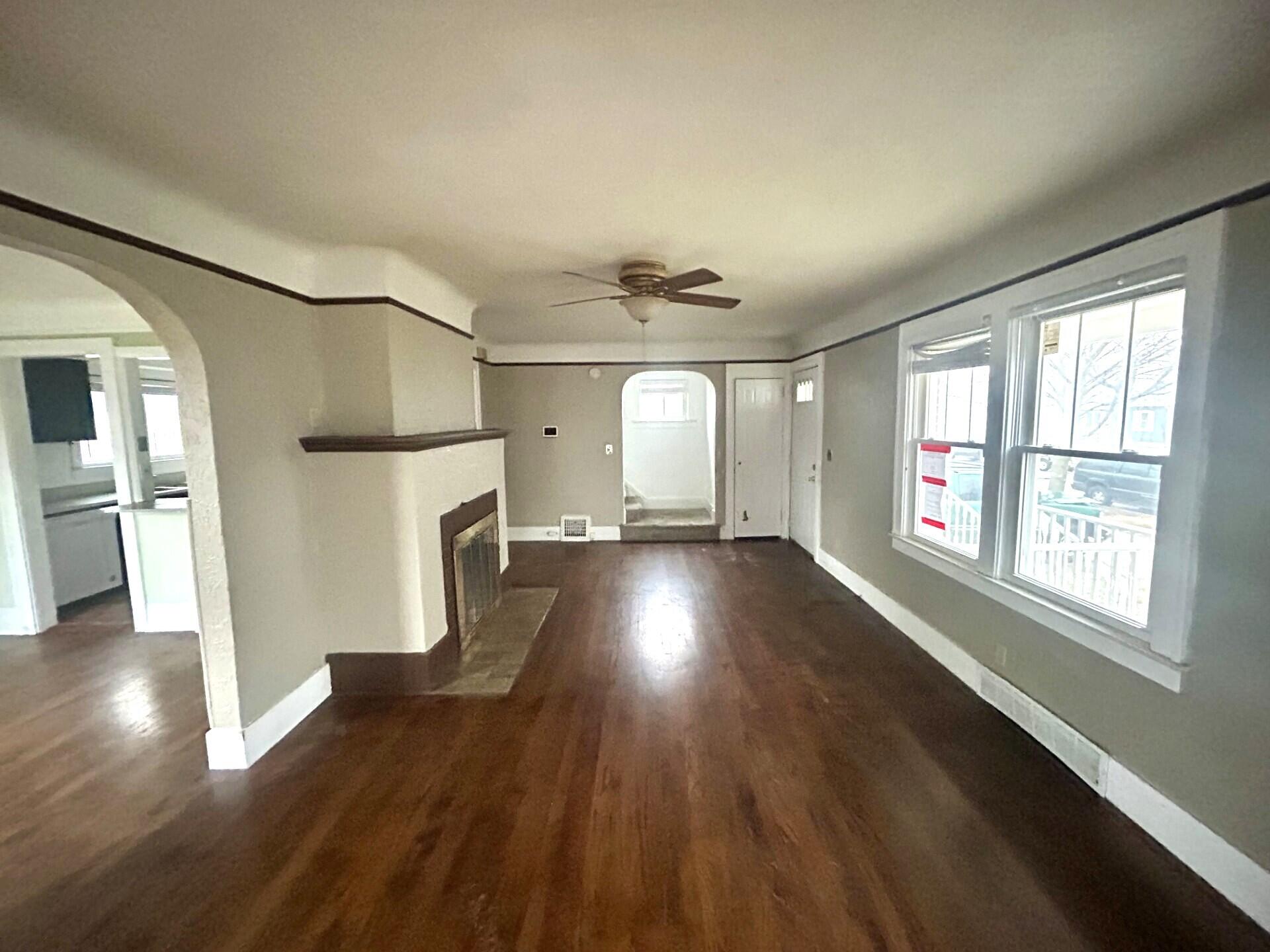 Undisclosed Address Taylor, MI 48180 - Photo 4 of 17 Living Room 3
