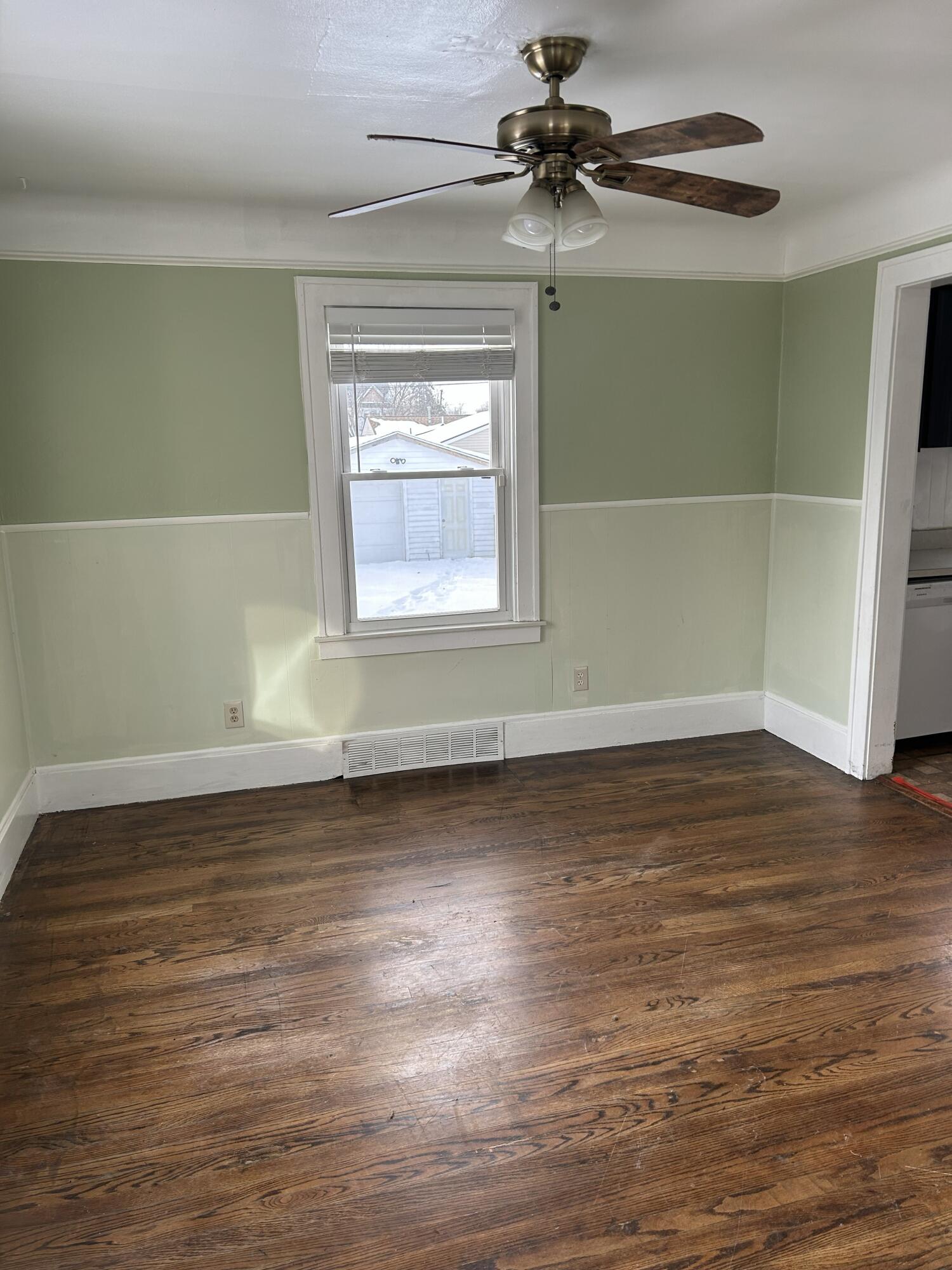 Undisclosed Address Taylor, MI 48180 - Photo 10 of 17 Dining Room