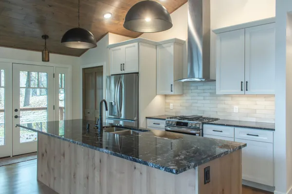 $824,900 | 16296 Tower Road, Brainerd, MN 56401