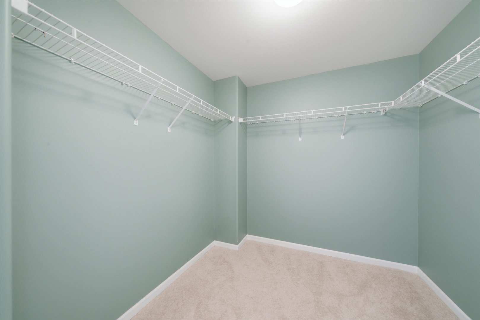 1761 Pavilion Way, Unit 301 Park Ridge, IL 60068 - Photo 24 of 46 Gallery Image 24