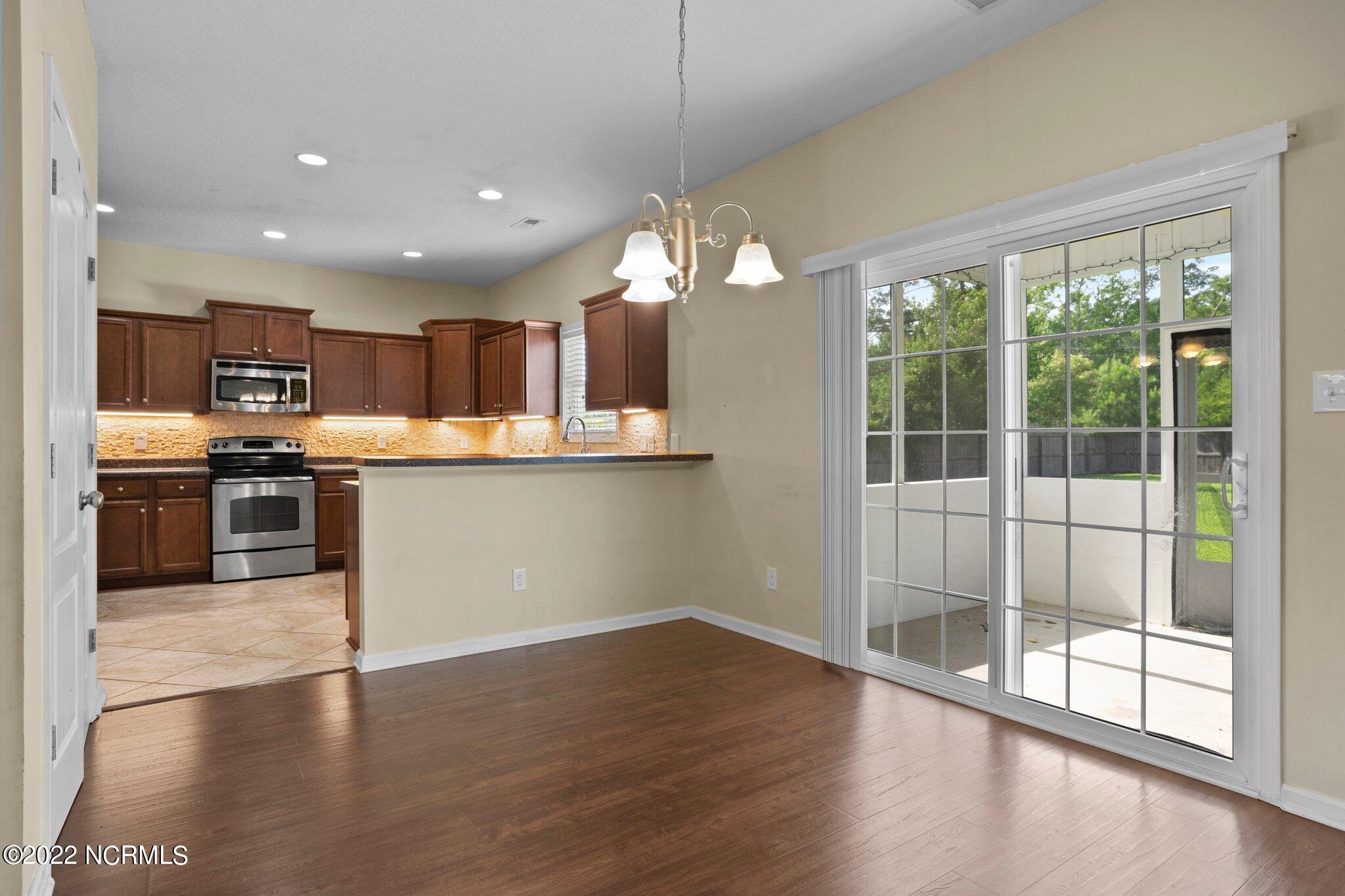 307 Merin Height Road Jacksonville, NC 28546 - Photo 25 of 43 43-web-or-mls-DSC03418