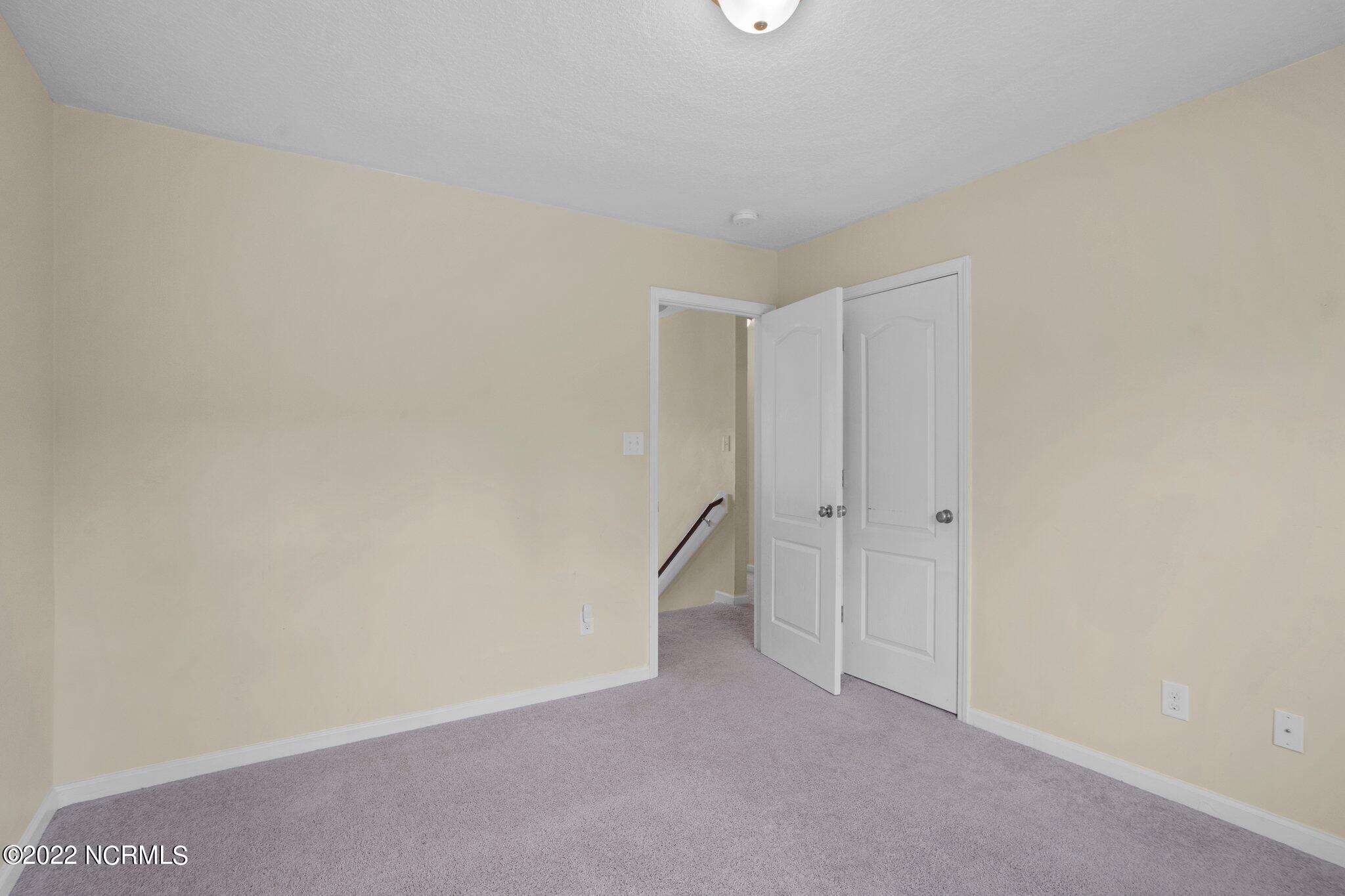 307 Merin Height Road Jacksonville, NC 28546 - Photo 36 of 43 28-web-or-mls-DSC03341