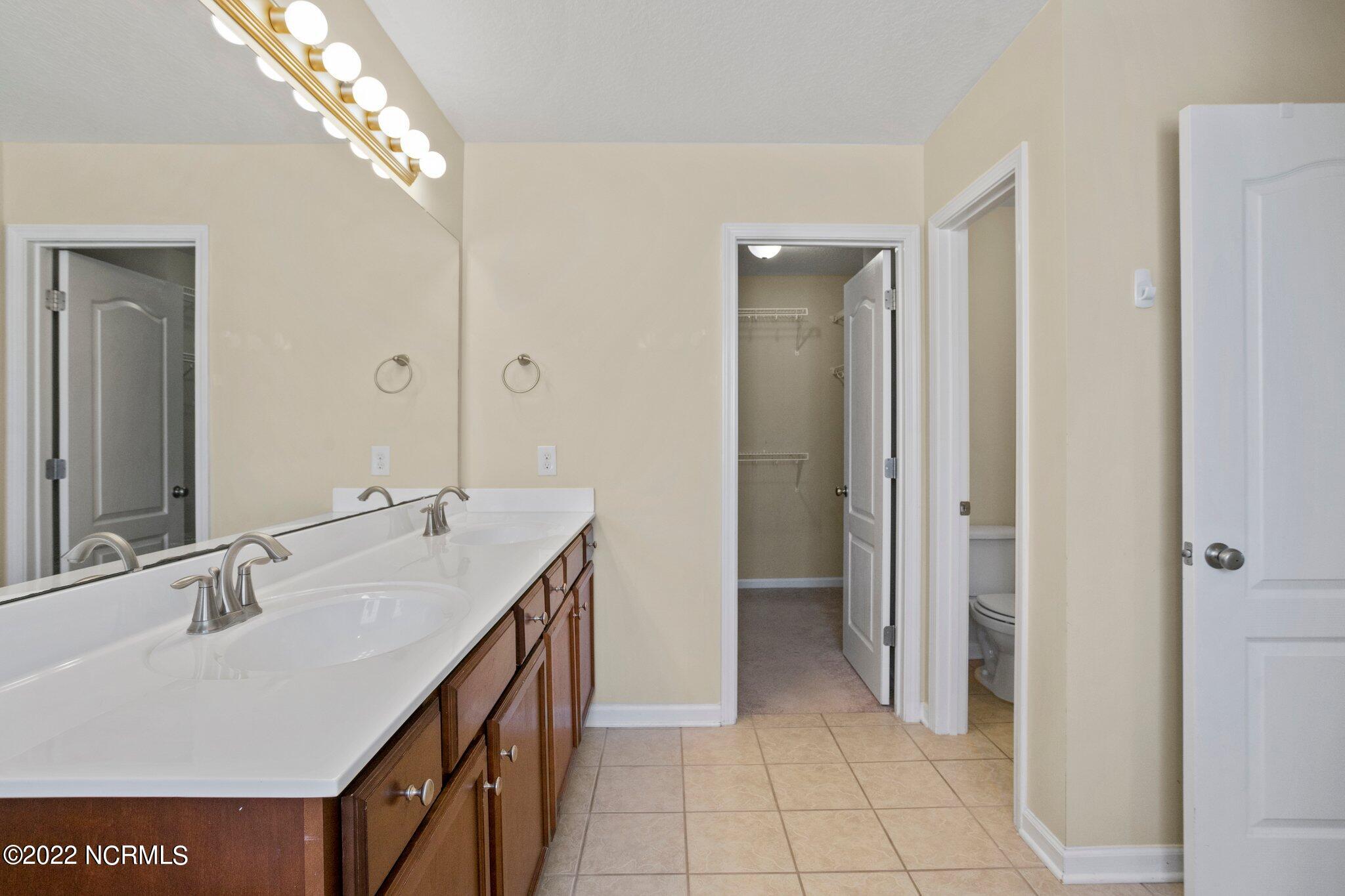 307 Merin Height Road Jacksonville, NC 28546 - Photo 40 of 43 33-web-or-mls-DSC03366