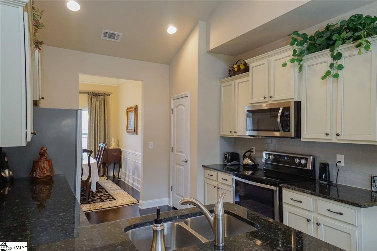 212 Gentle Slopes Way Simpsonville, SC 29681 - Photo 14 of 36 Gallery Image 14