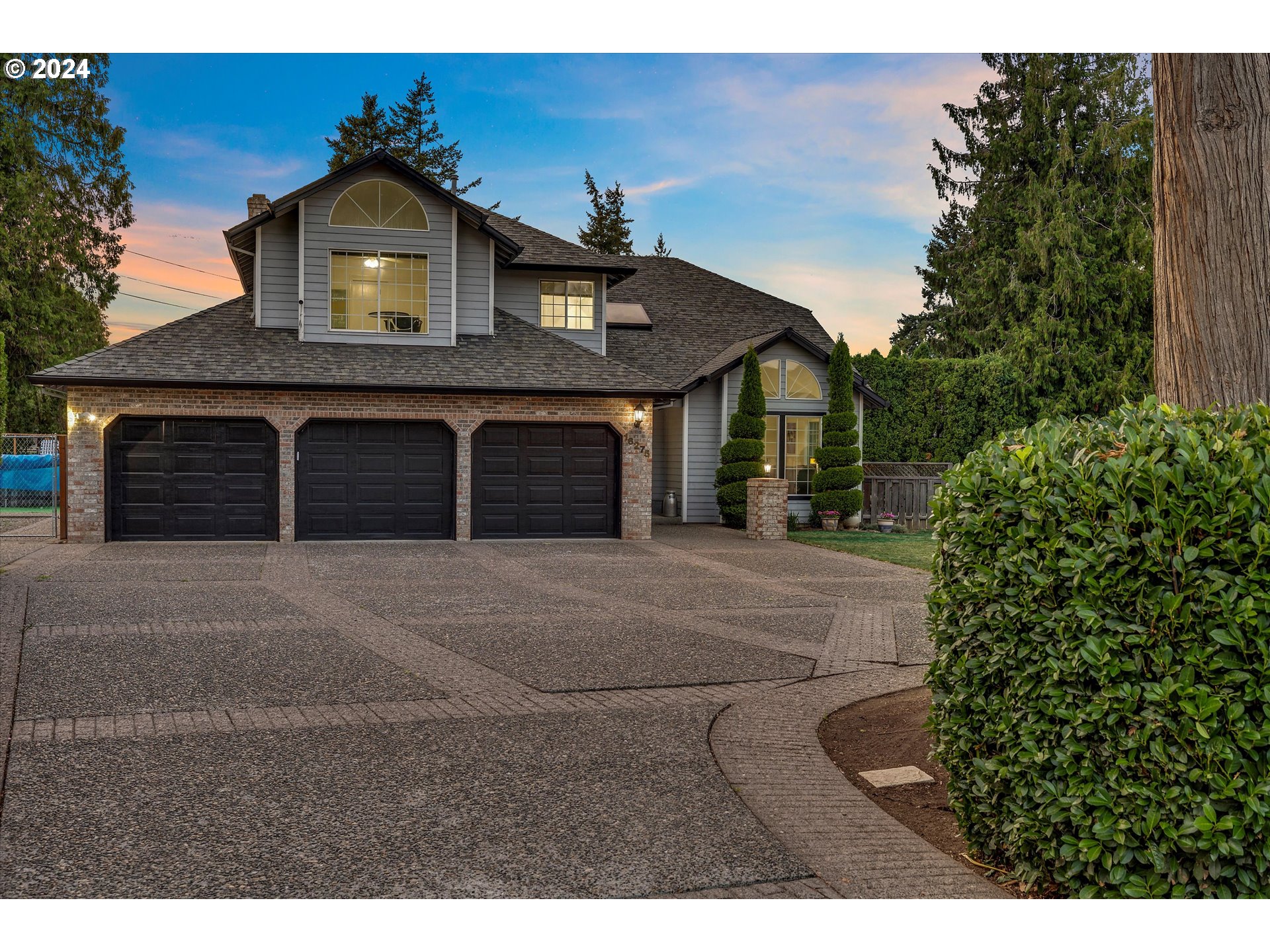 16275 Northeast Eugene Ct