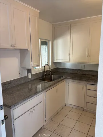 $2,500 | 7880 North Claybeck Avenue, Sun Valley, CA 91352