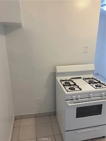 $2,500 | 7880 North Claybeck Avenue, Sun Valley, CA 91352