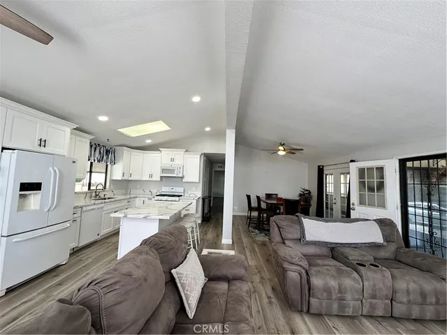 $169,000 | 2230 Lake Park Drive, Unit 188, San Jacinto, CA 92583