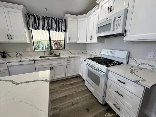 $169,000 | 2230 Lake Park Drive, Unit 188, San Jacinto, CA 92583