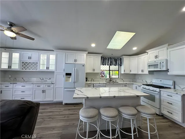 $169,000 | 2230 Lake Park Drive, Unit 188, San Jacinto, CA 92583