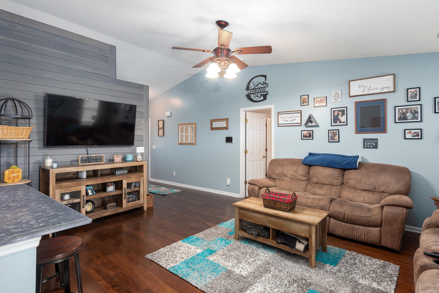 7911 New Ryder Rd North-large-005-008-KL