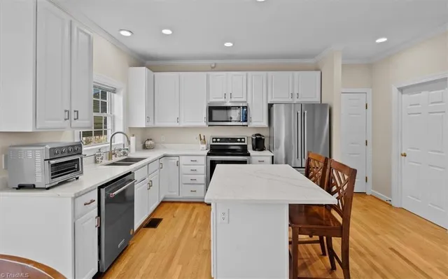 $549,900 | 1803 Elk Run Court, Oak Ridge, NC 27310