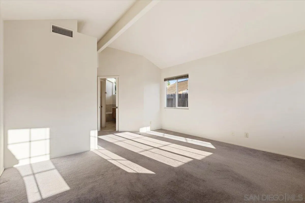 2130 Anda Lucia Way Oceanside, CA 92056 - Photo 12 of 29