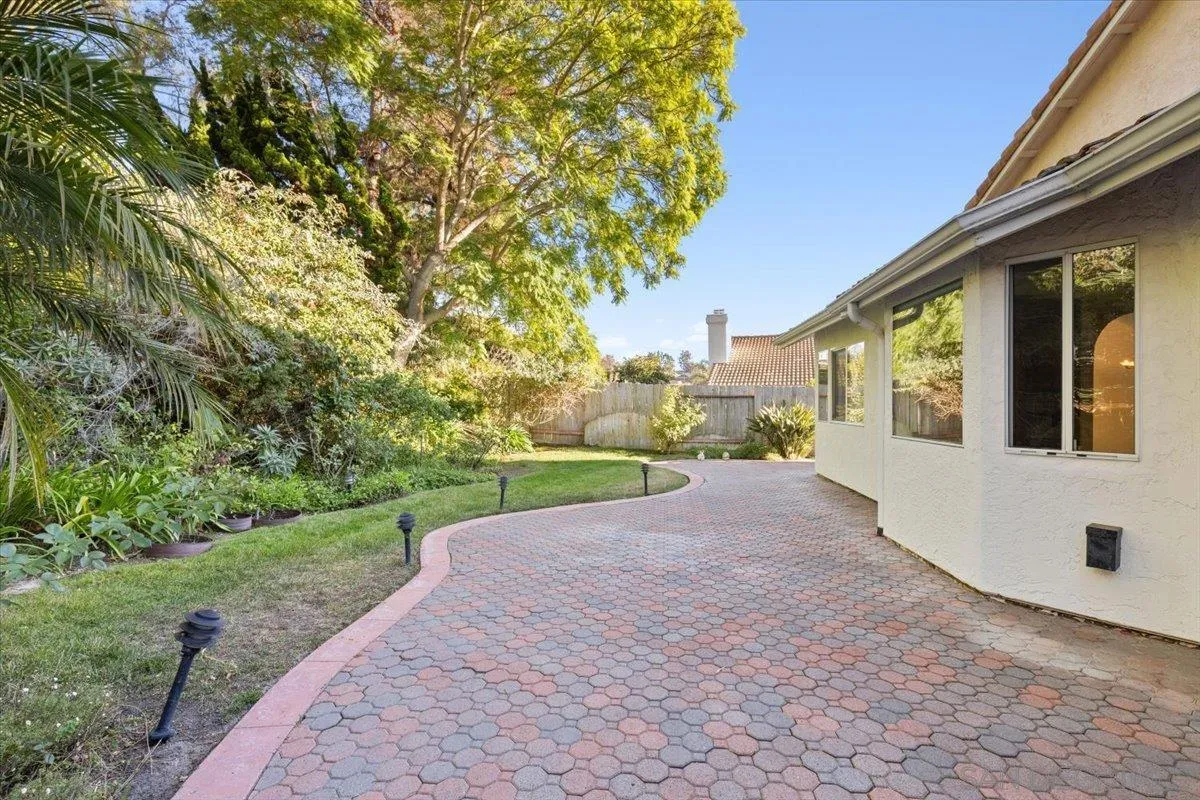 2130 Anda Lucia Way Oceanside, CA 92056 - Photo 26 of 29