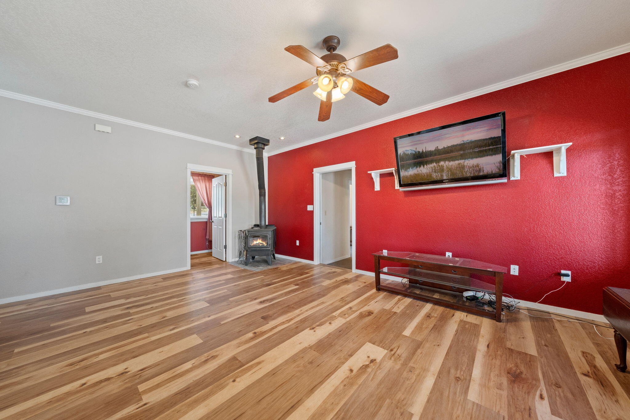 70325 Club Road Sisters, OR 97759 - Photo 9 of 66 54-web-or-mls-Riley Visuals-54
