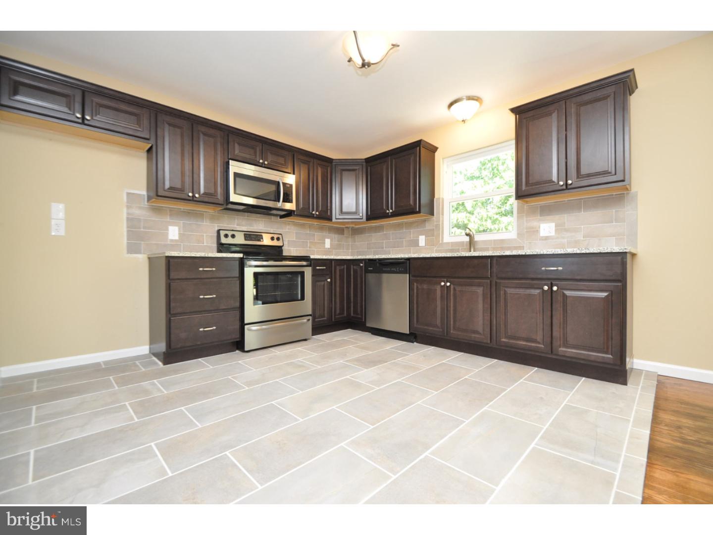 14 Babbling Brook Road Easton, PA 18045 - Photo 9 of 25 Gallery Image 9