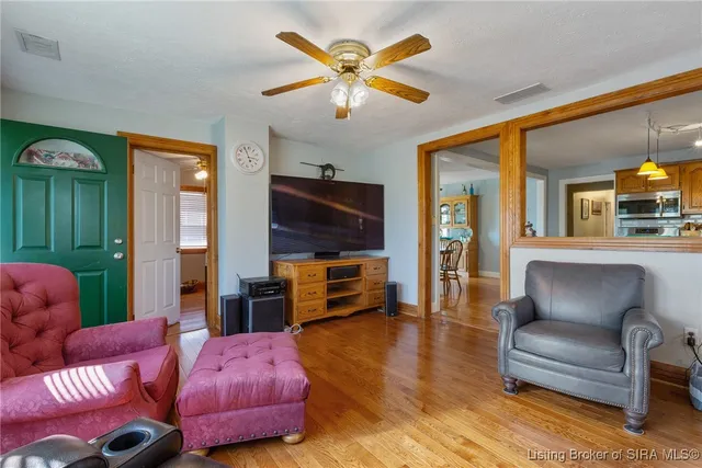 $369,900 | 3490 Locust Point Road Southeast, Corydon, IN 47112