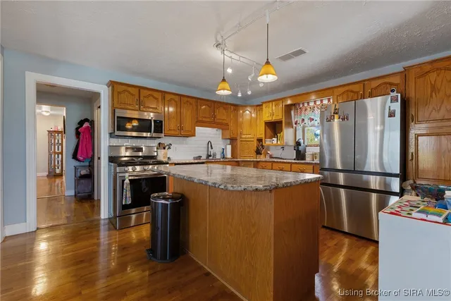 $369,900 | 3490 Locust Point Road Southeast, Corydon, IN 47112