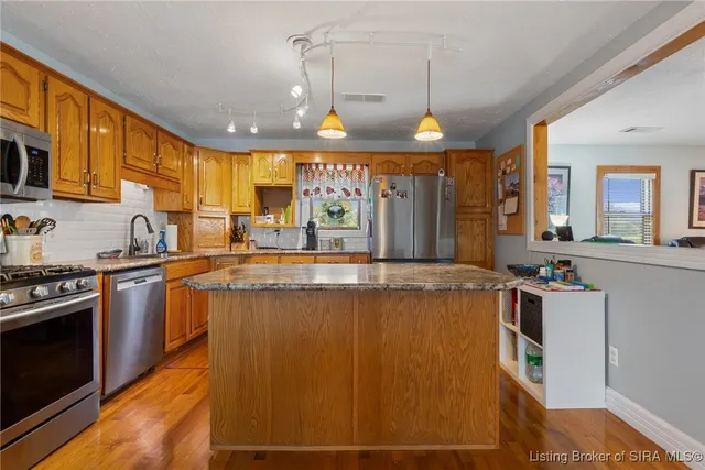 $369,900 | 3490 Locust Point Road Southeast, Corydon, IN 47112