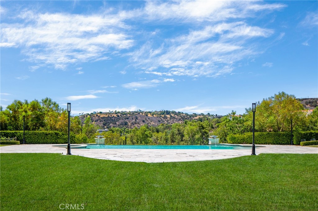 24100 Hidden Ridge Road Hidden Hills, CA 91302 - Photo 4 of 15 Gallery Image 4