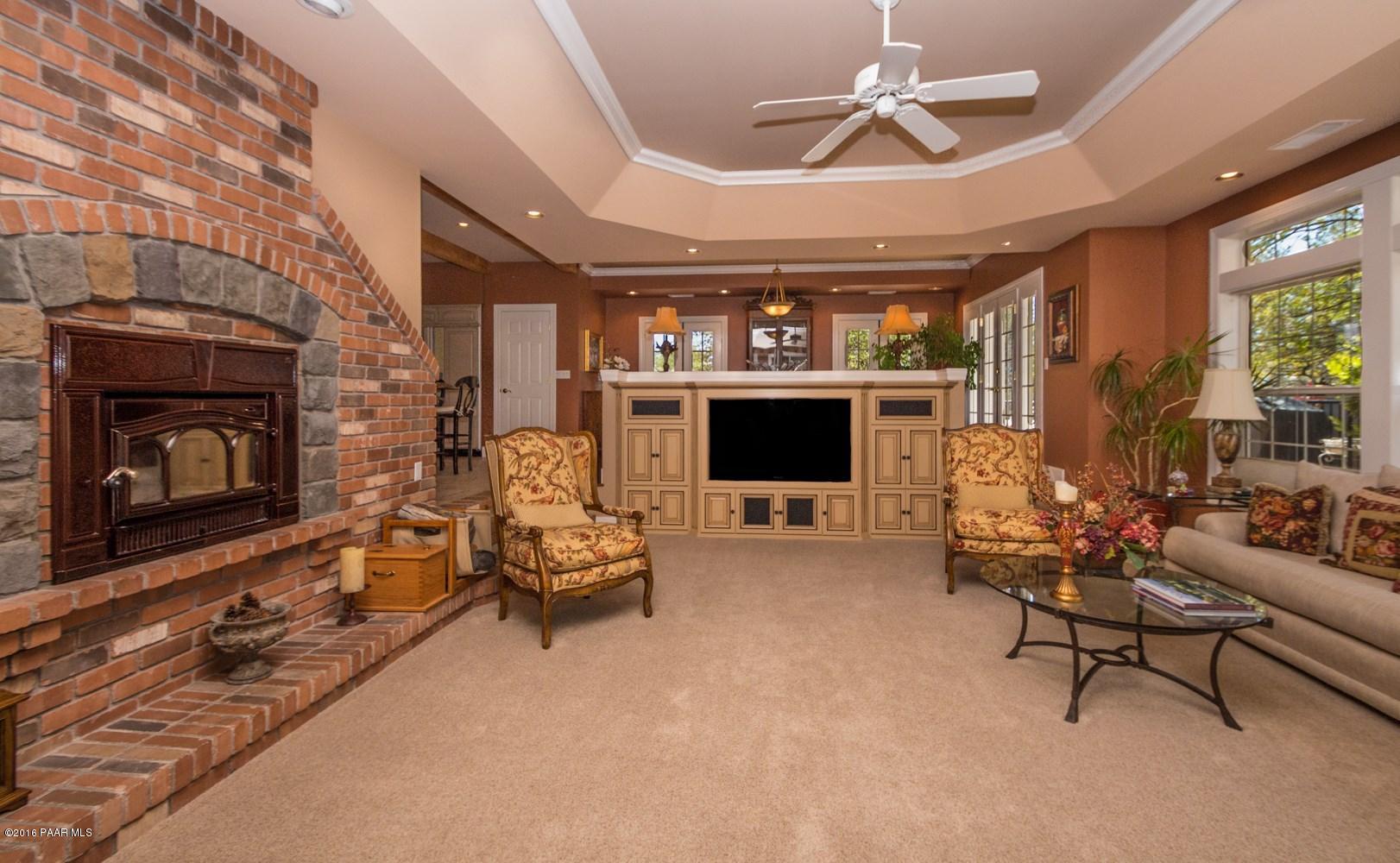2535 West Bard Ranch Road Prescott, AZ 86305 - Photo 9 of 39 Built-in Entertainment Center