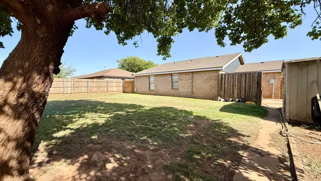 $155,000 | 305 East 19th Street, Wolfforth, TX 79382