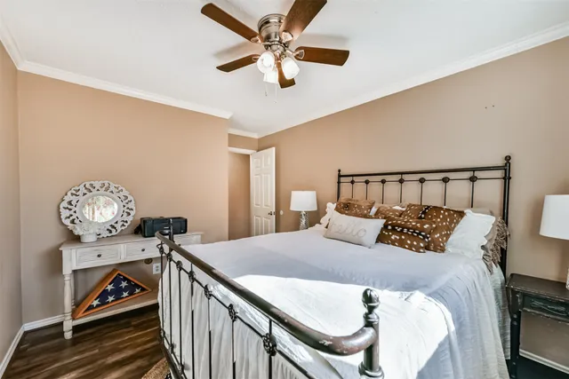 $2,200 | 3007 Chester Drive, Pearland, TX 77584