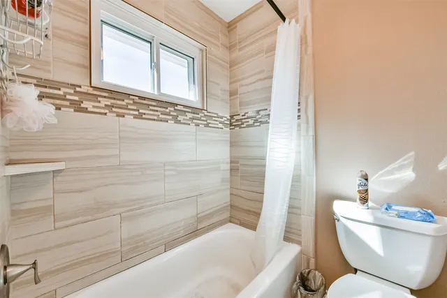 $2,200 | 3007 Chester Drive, Pearland, TX 77584