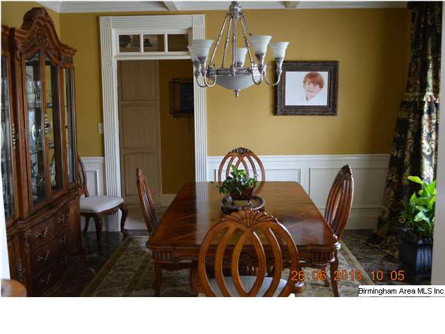 5652 Ridgeview Drive Trussville, AL 35173 - Photo 3 of 32