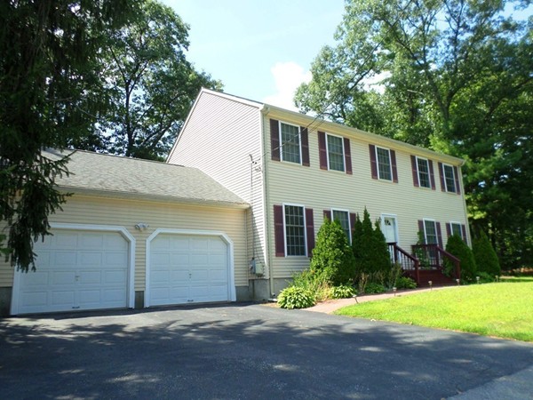 580 R Water Street Framingham, MA 01701 - Photo 17 of 17 a view of outdoor space and yard