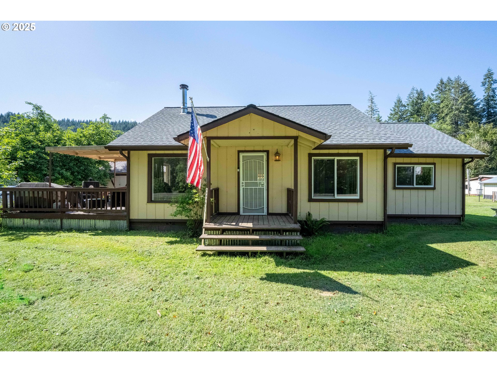 99996 Lone Pine Lane Myrtle Point, OR 97458 - Photo 1 of 47
