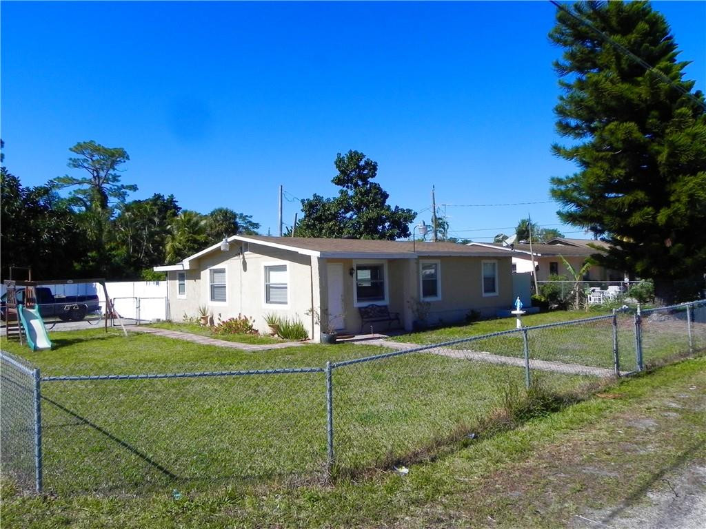 5869 Coconut Road West Palm Beach, FL 33413 - Photo 1 of 21 Photo 1