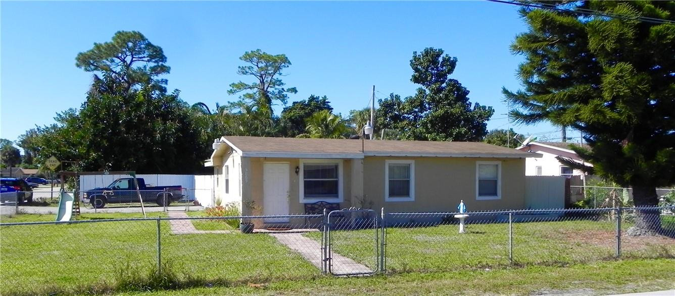 5869 Coconut Road West Palm Beach, FL 33413 - Photo 2 of 21 Photo 2