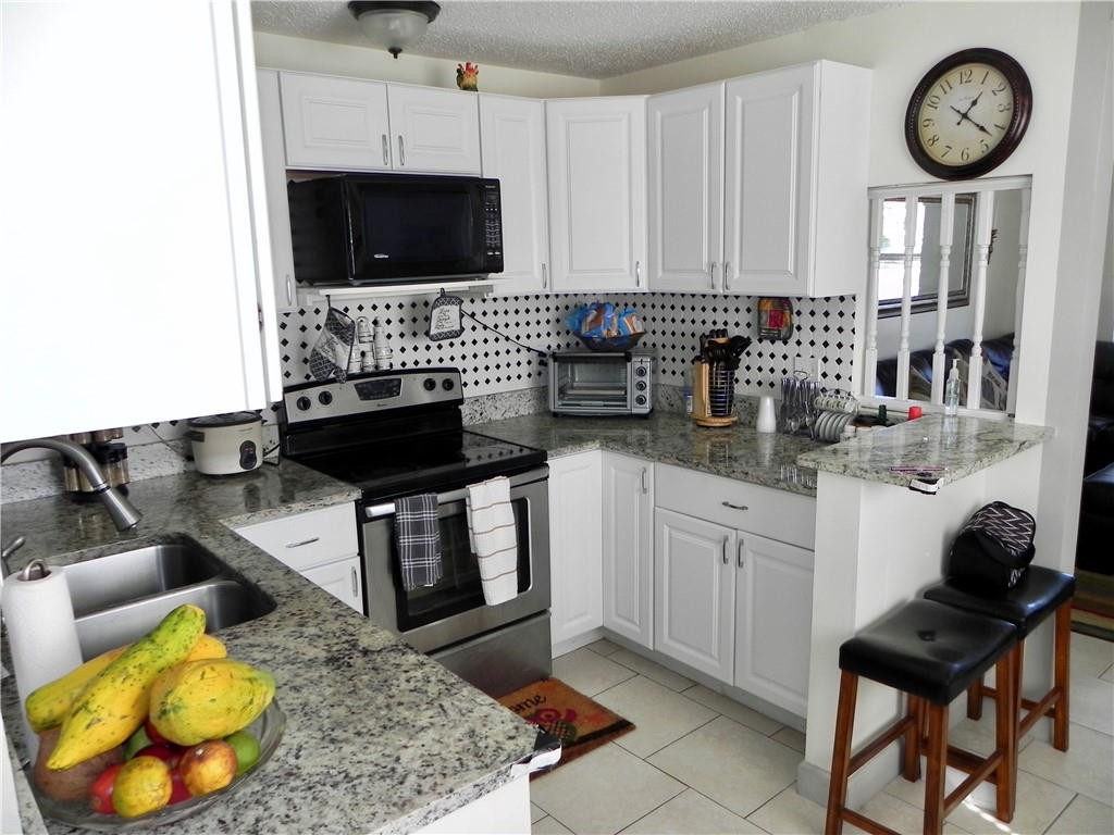 5869 Coconut Road West Palm Beach, FL 33413 - Photo 6 of 21 Photo 6