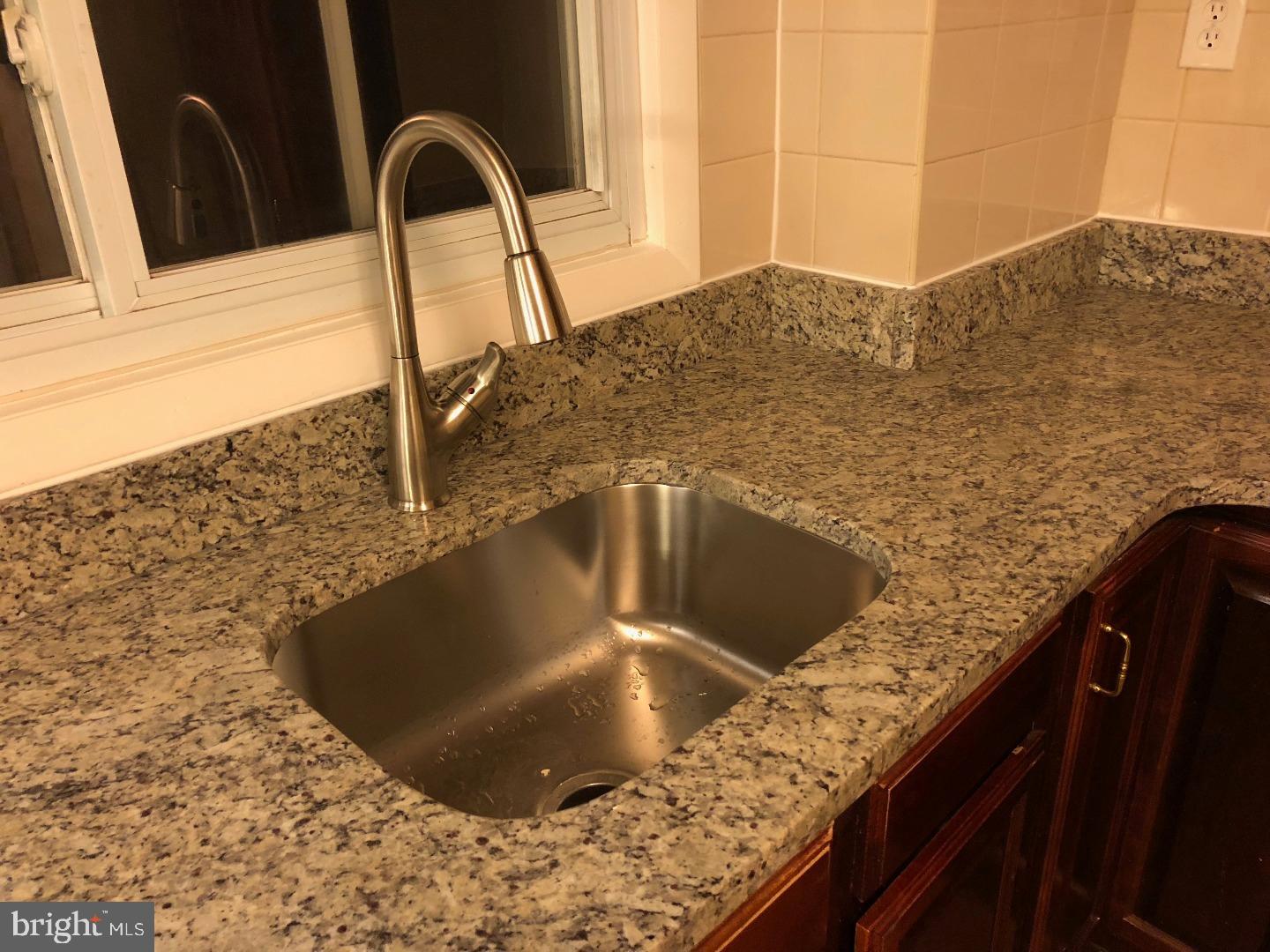 818 Rennard Street Philadelphia, PA 19116 - Photo 11 of 25