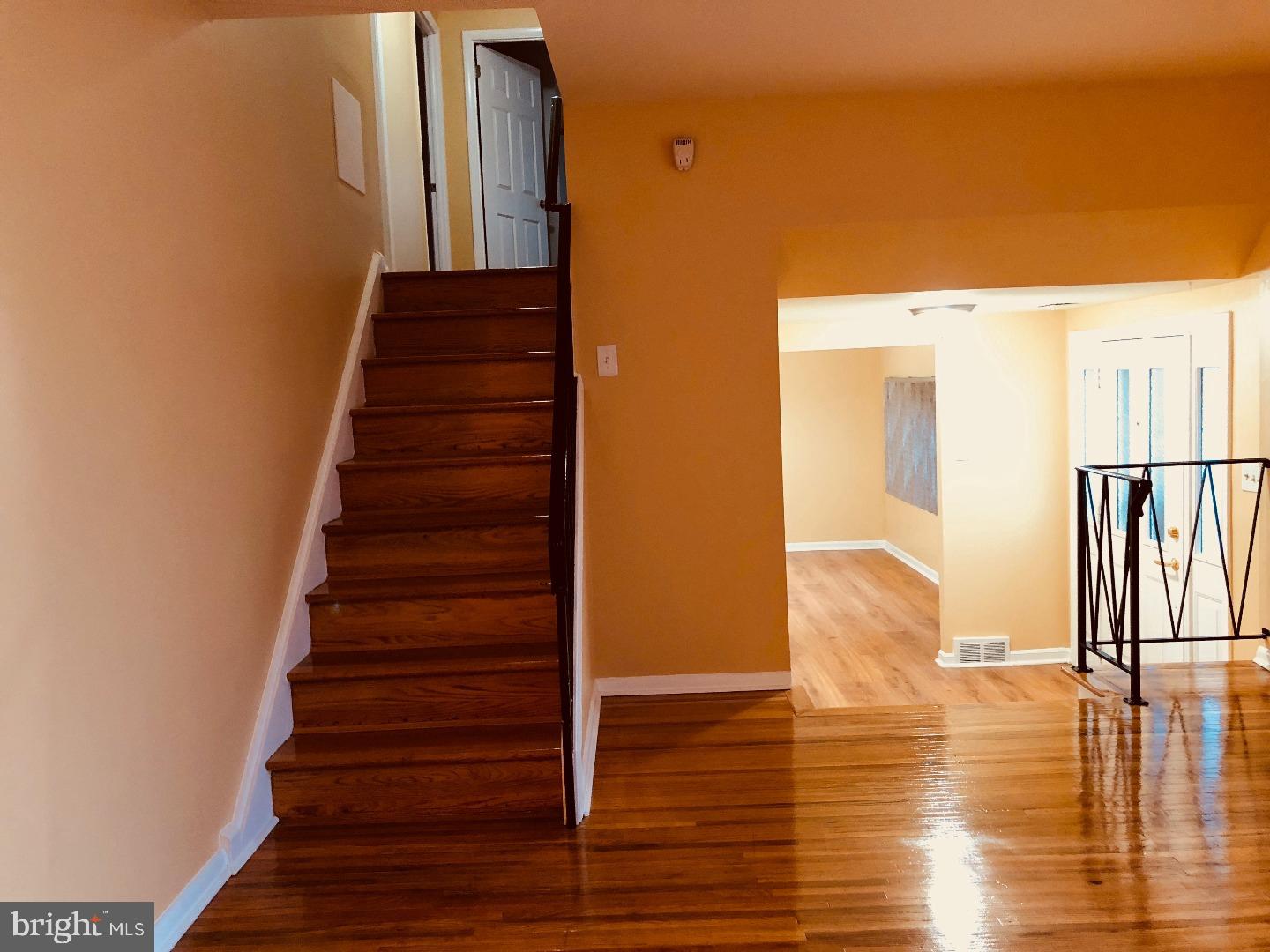 818 Rennard Street Philadelphia, PA 19116 - Photo 19 of 25