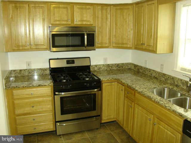 2687 24th Road South Arlington, VA 22206 - Photo 11 of 24 Kitchen