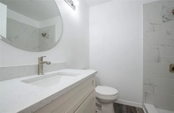 $3,400 | 717 East Gulf Boulevard, Unit 3, Indian Rocks Beach, FL 33785