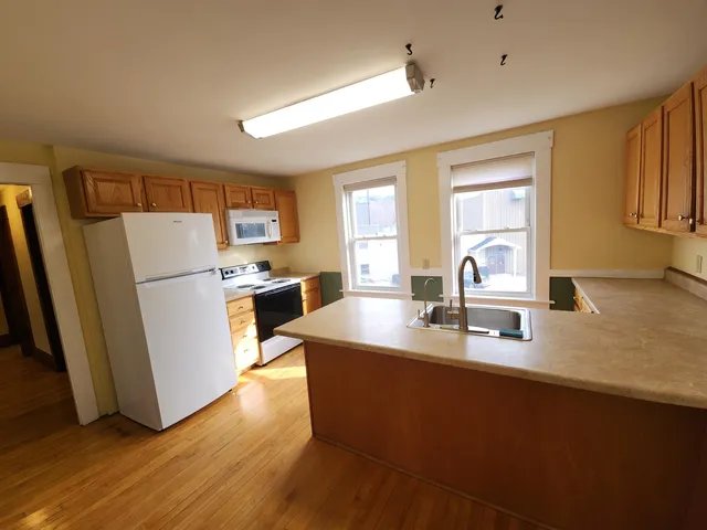 $2,000 | 451 Washington Street, Keene, NH 03431