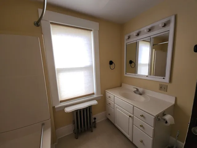 $2,000 | 451 Washington Street, Keene, NH 03431