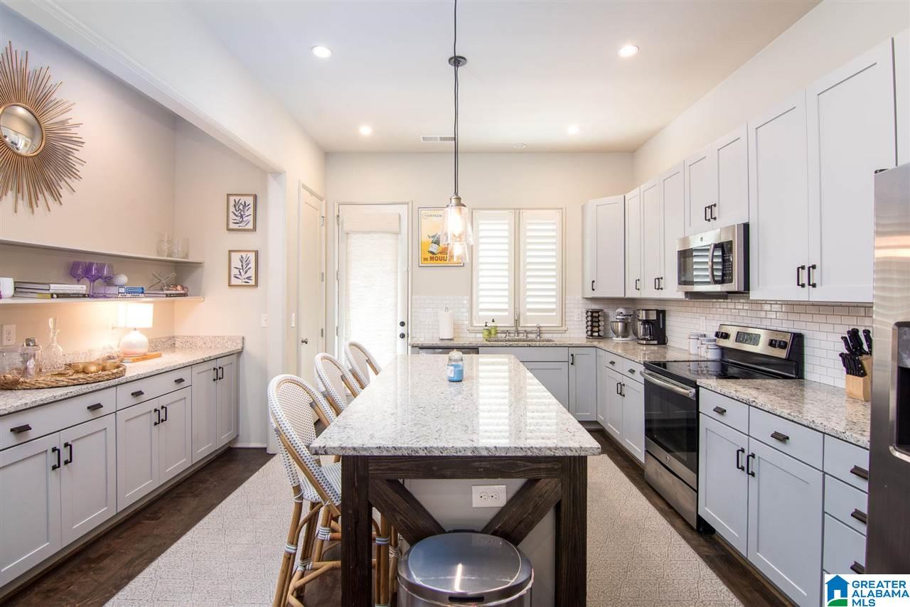 655 Rumble Avenue Birmingham, AL 35213 - Photo 15 of 31