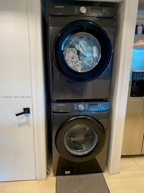 7270 Southwest 88th Street, Unit B306 Miami, FL 33156 - Photo 18 of 25 a view of washer and dryer in a utility room
