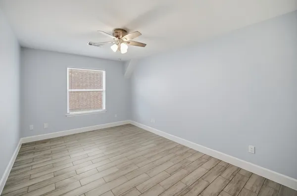 $2,600 | 3116 Creek Bank Lane, Pearland, TX 77581