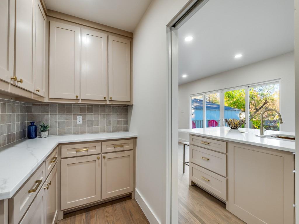 6611 Blessing Drive Dallas, TX 75214 - Photo 14 of 25