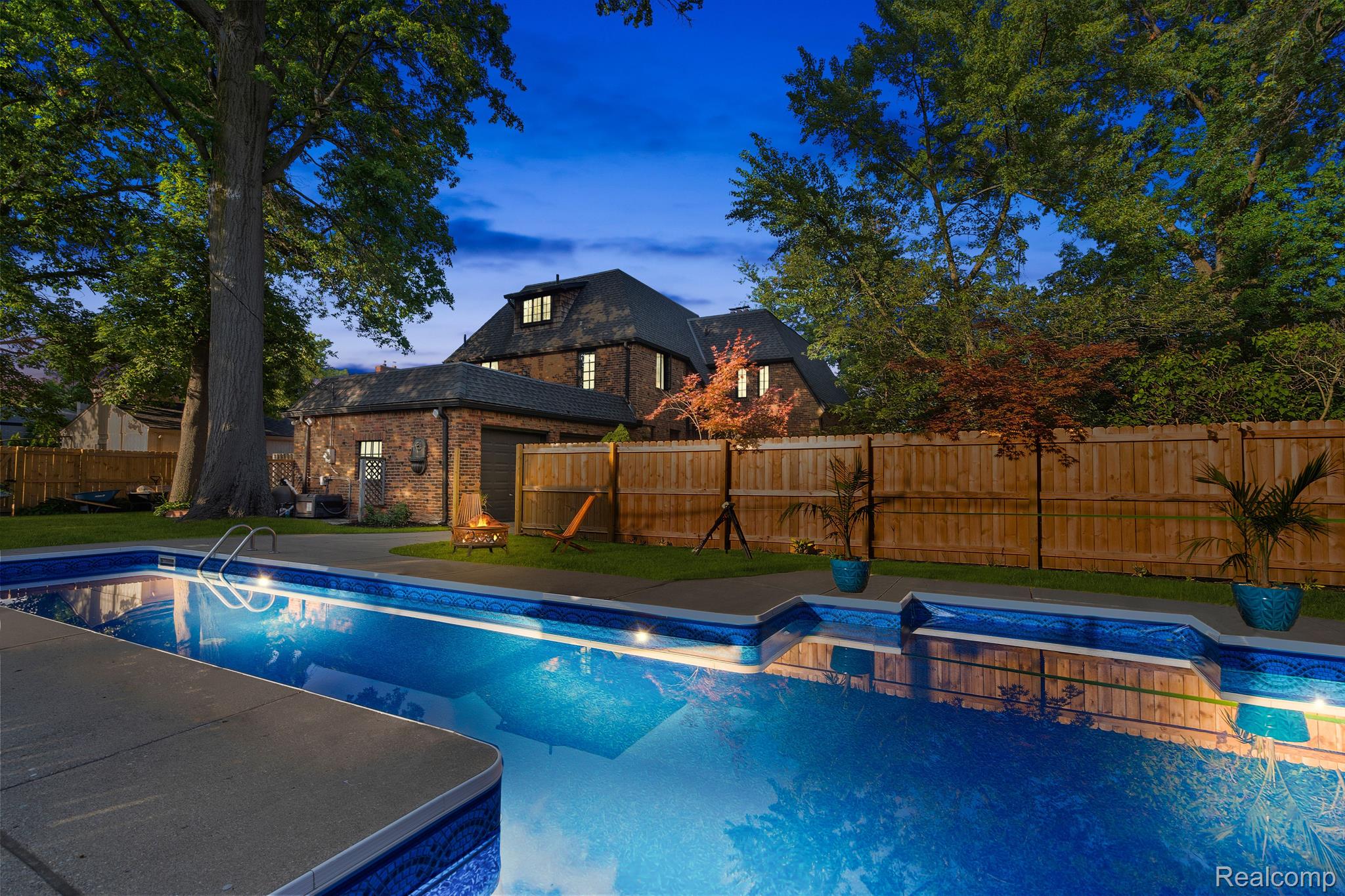 1305 Whittier Road Grosse Pointe, MI 48230 - Photo 36 of 43 Gallery Image 36