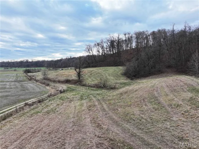 $948,945 | 210 Pcr 210, Perryville, MO 63775